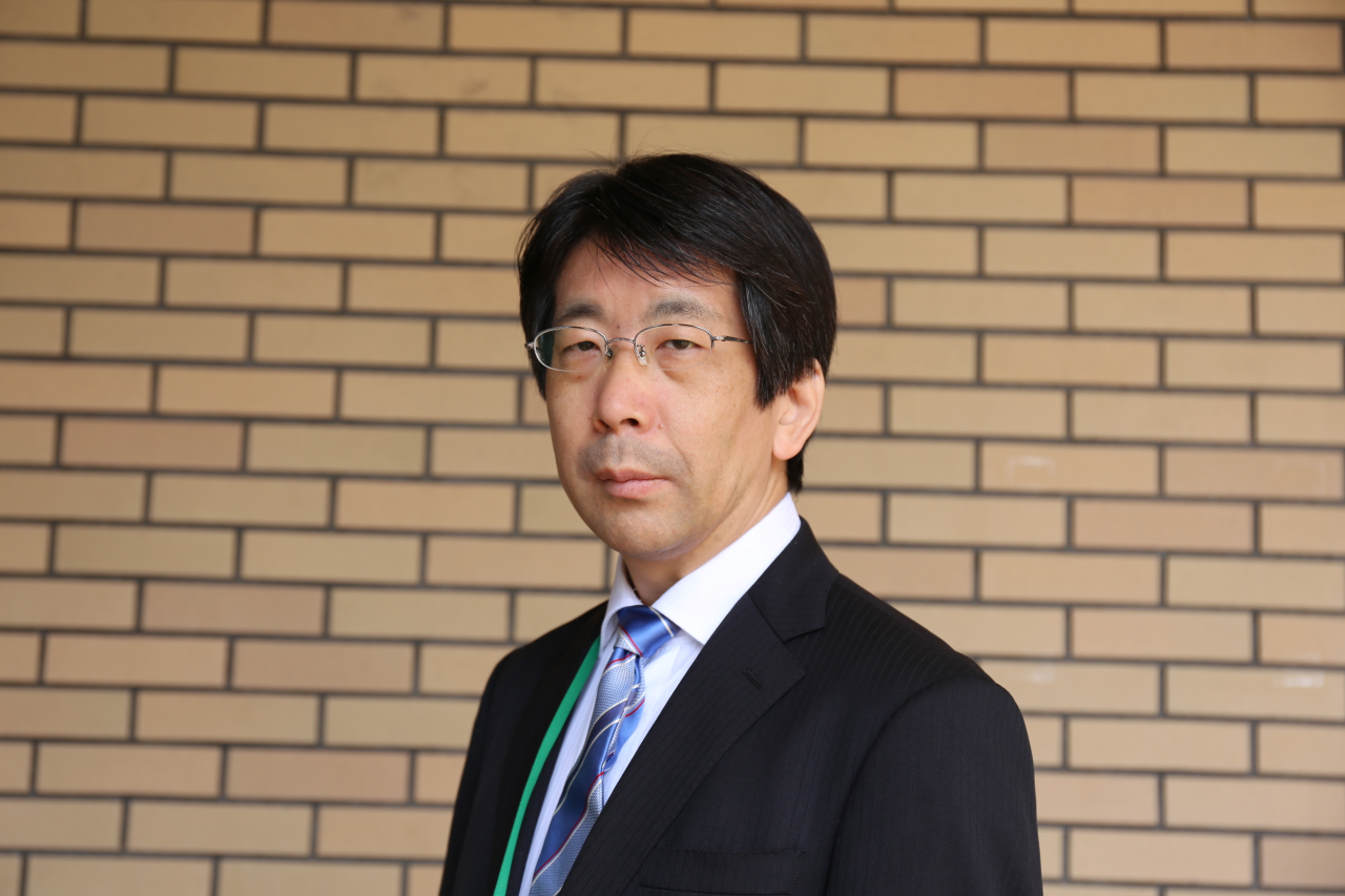 髙原会長_左向き